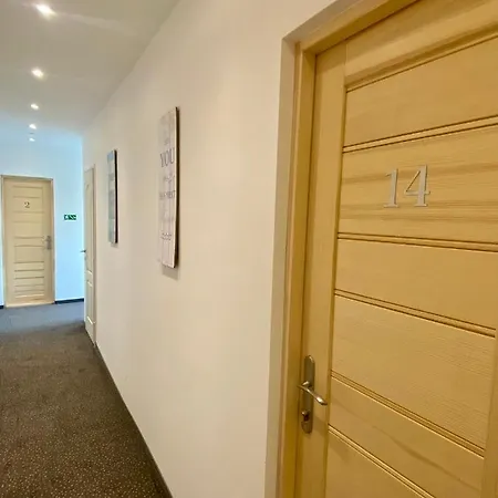 Greenwood Vendeghaz לינה וארוחת בוקר 4*